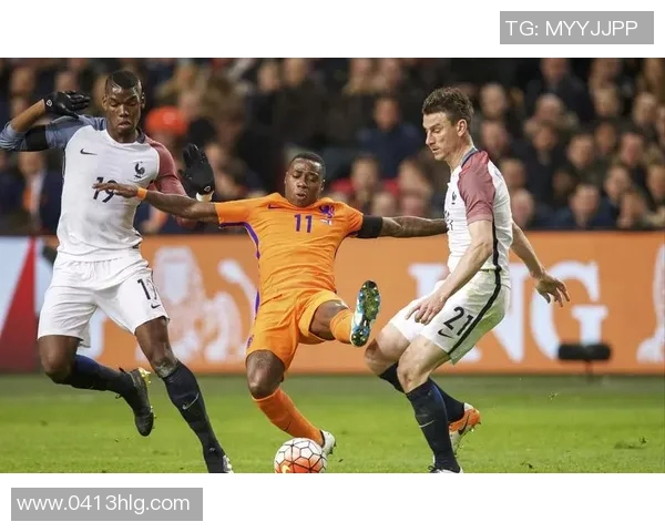 荷兰vs世界强队的足球对决精彩瞬间回顾与分析